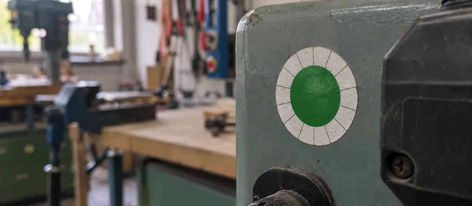 Prüfplakette nach der Prüfung elektrischer Betriebsmittel